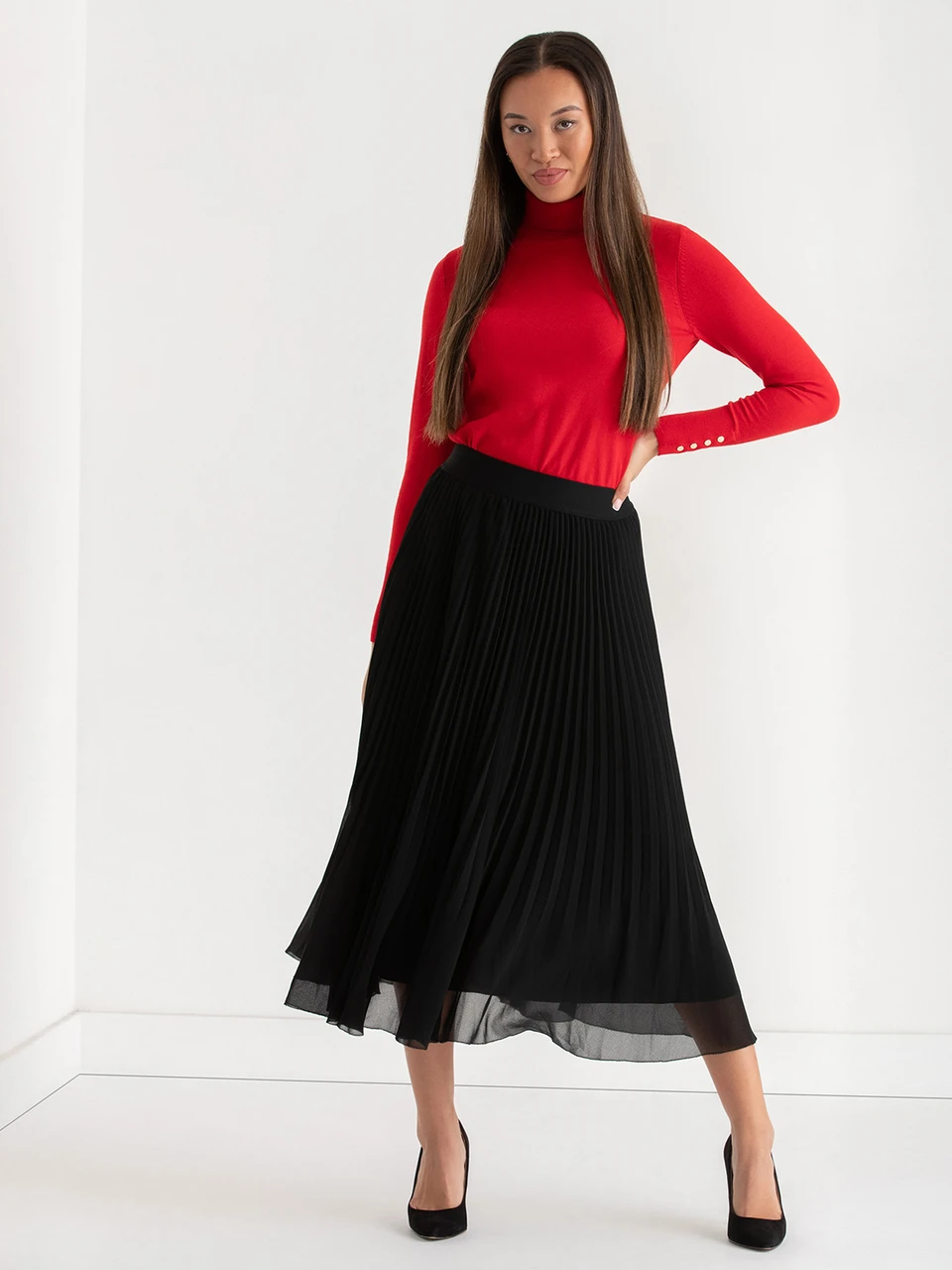 Release Pleat Black Midi Skirt