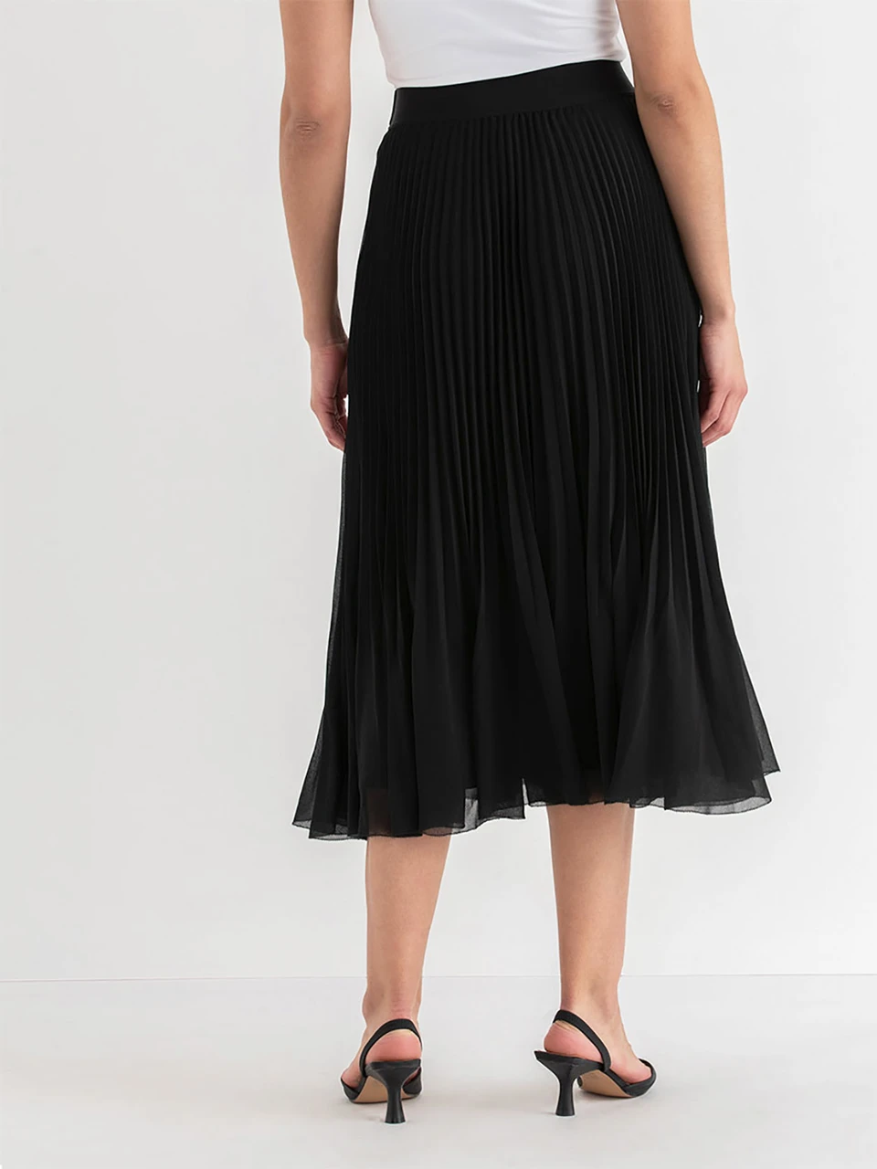 Release Pleat Black Midi Skirt