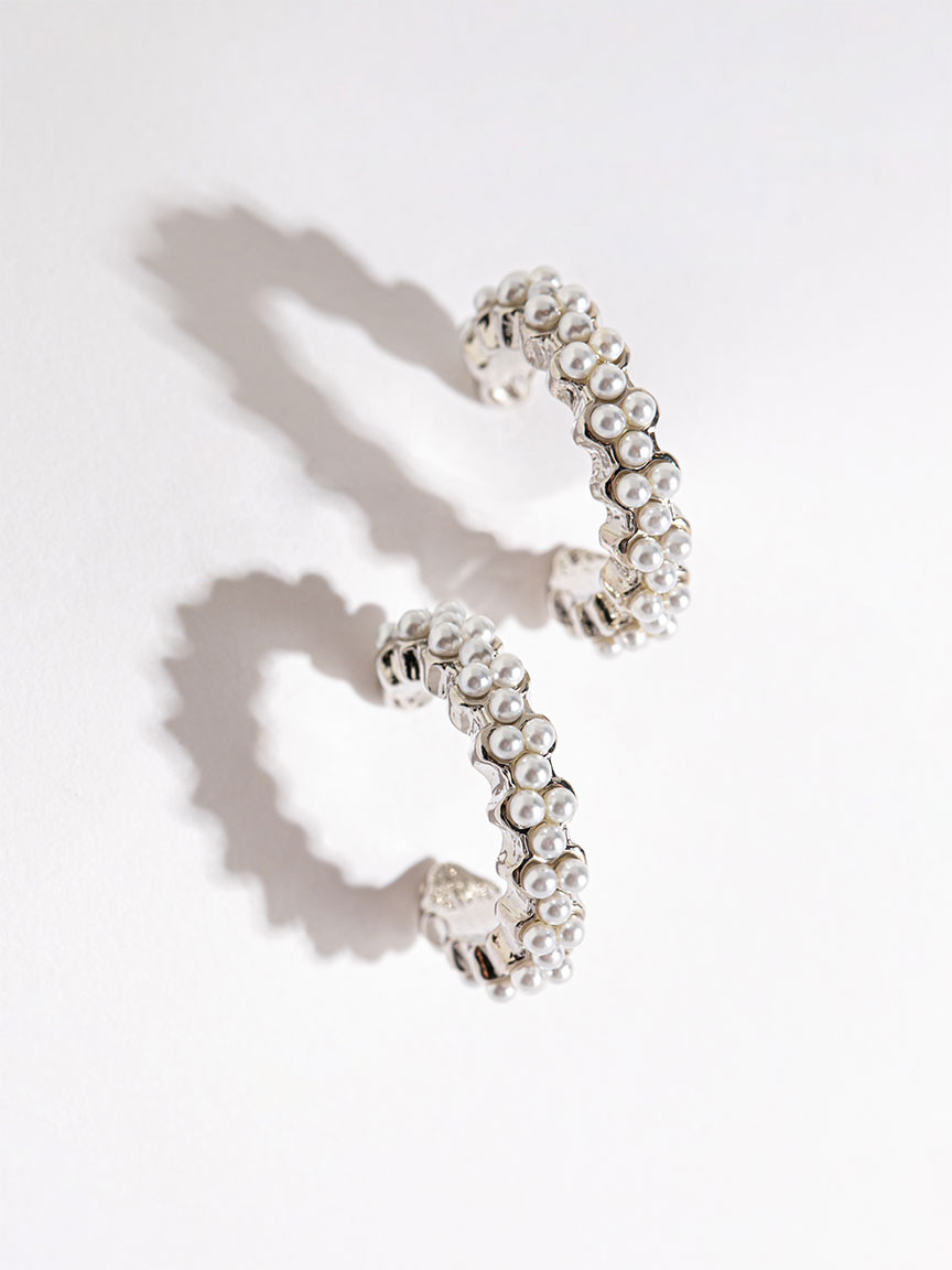 Multi-Pearl and Silver Metal Hoops