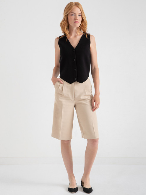 Maxwell Pleated Walking Short in Hummus