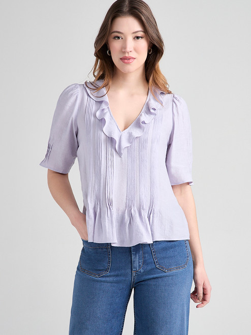 Short Puff Sleeve Ruffled Blouse in Lilac