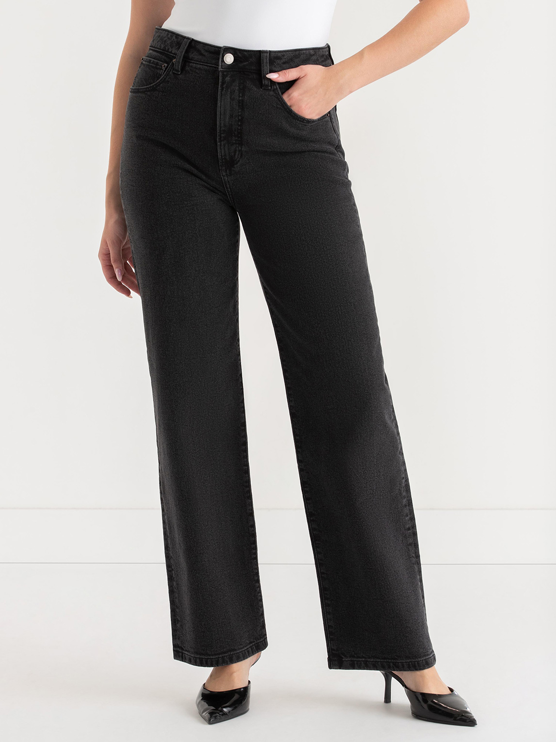 Lucy Straight Jeans Washed Black