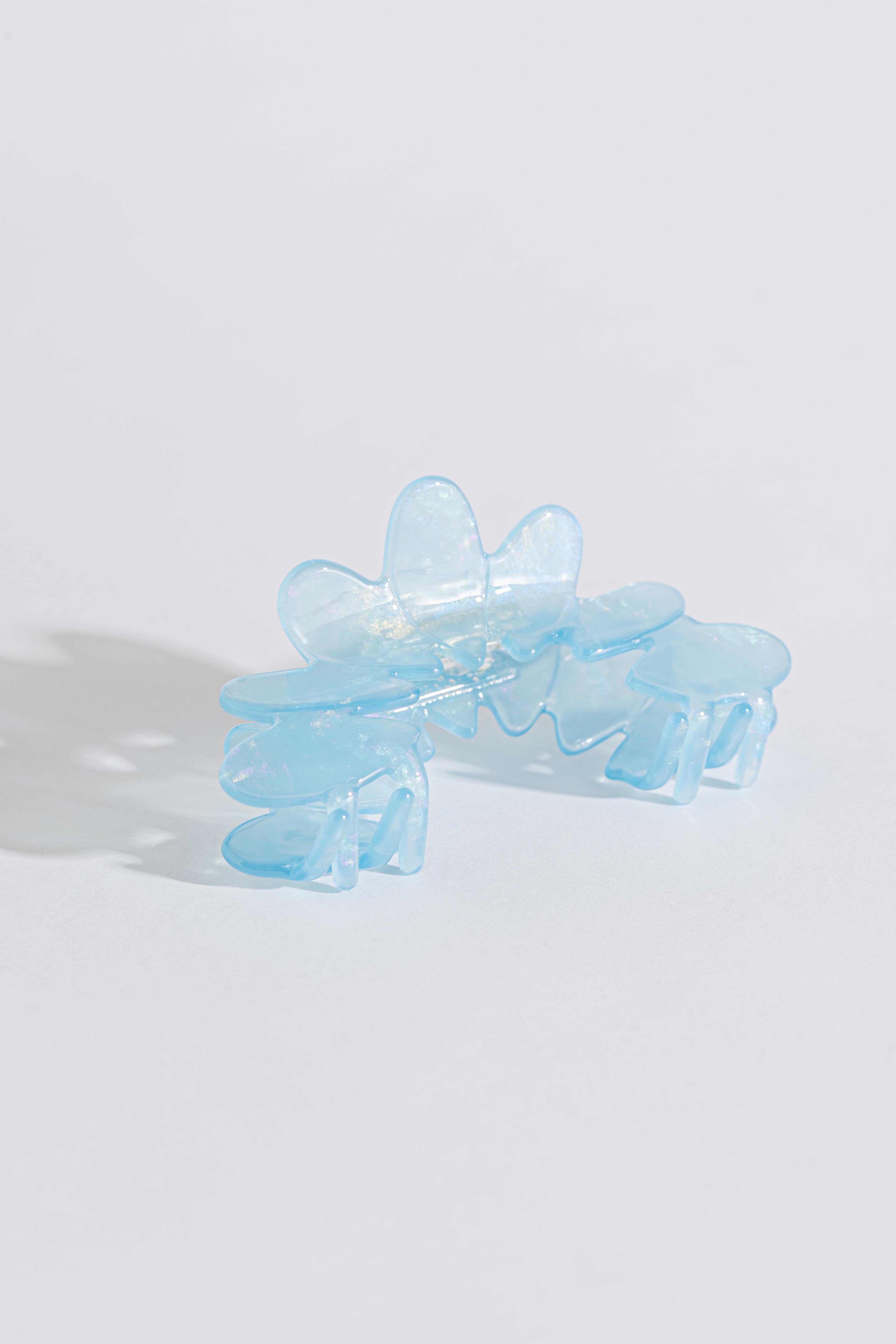 Wavy Claw Hair Clip