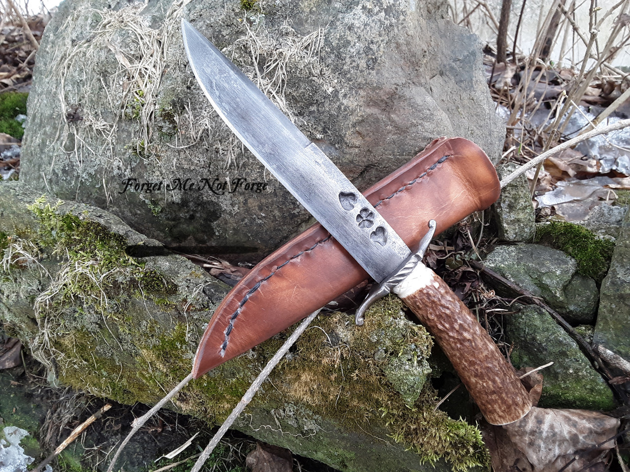 Antler Handle belt Knife With Iron Guard