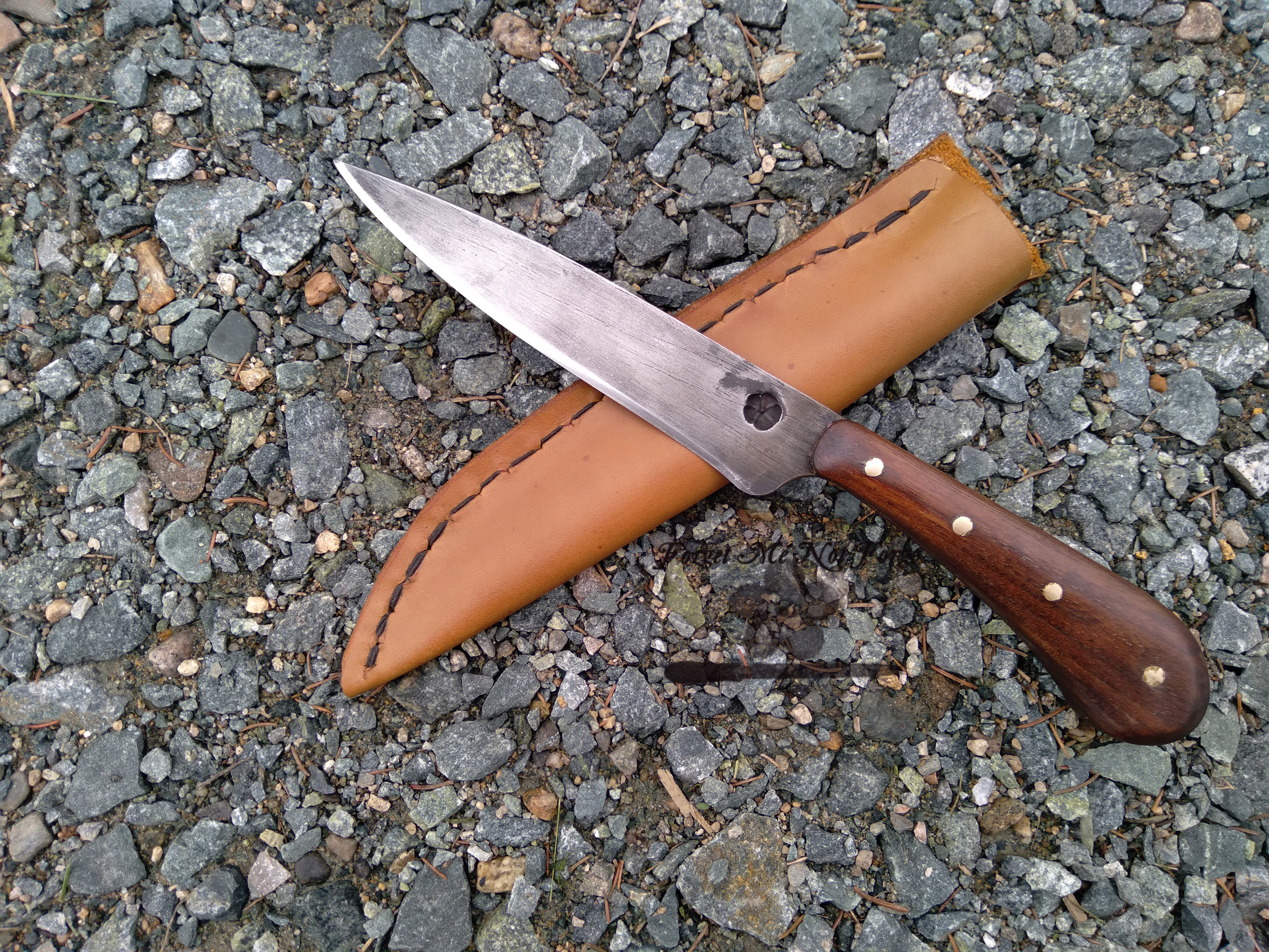 antiqued-half-tang-trade-knife.jpg