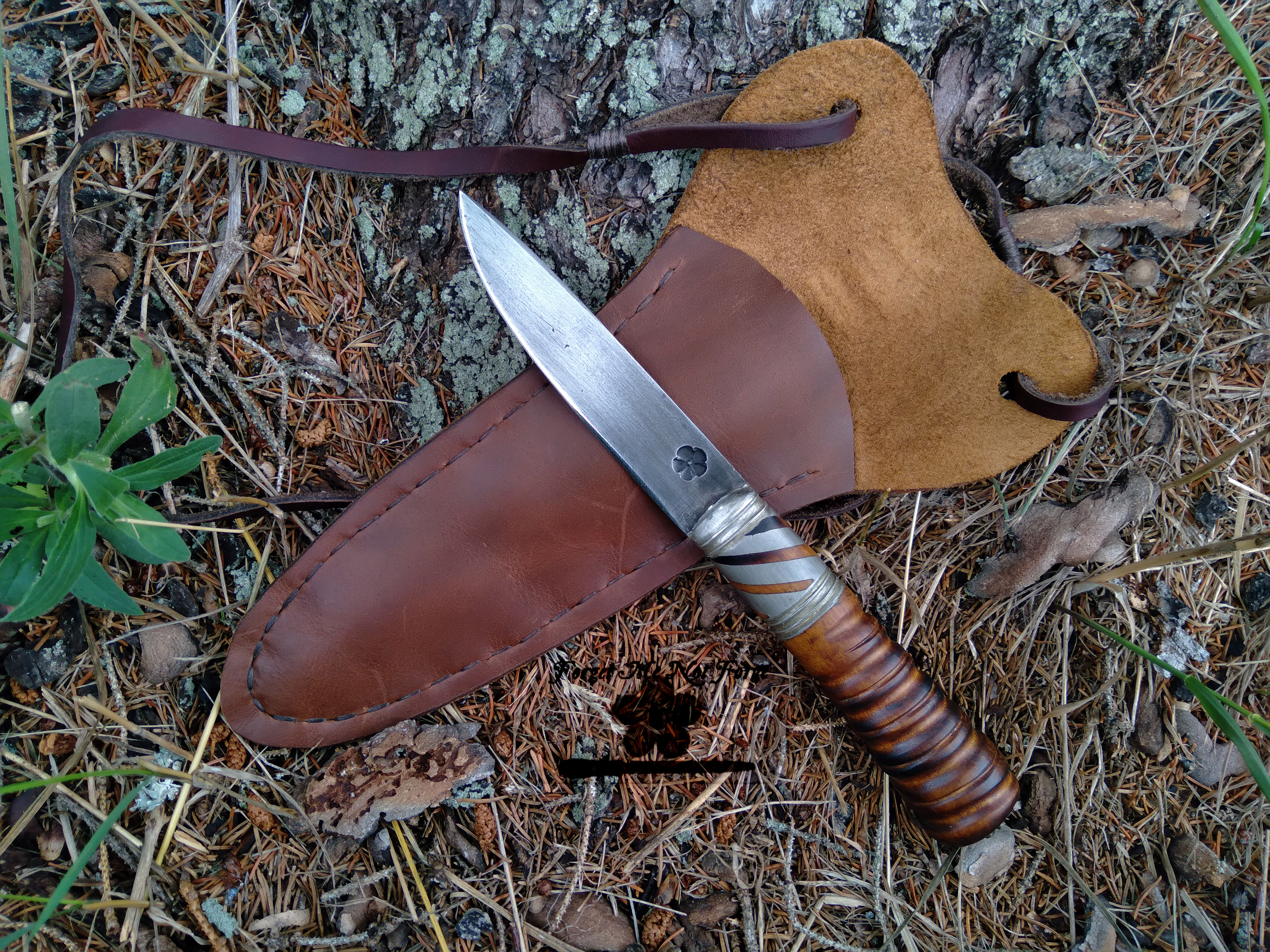 maple-handle-neck-knife-with-pewter-cheveron.jpg