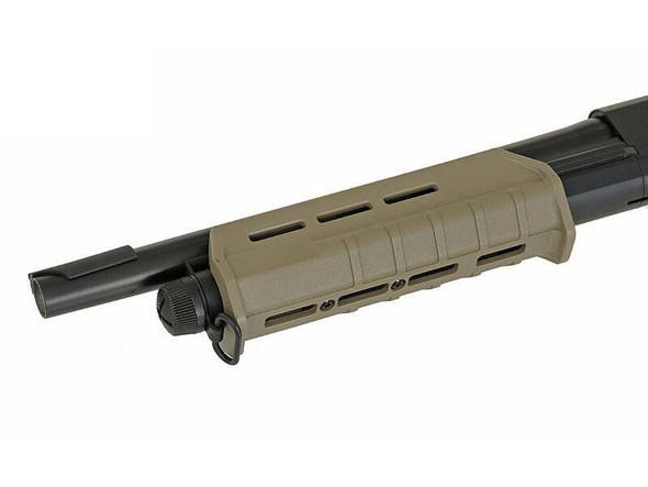 Cyma CM355M Tactical M870 Operator Airsoft Shotgun in Metal and Desert Tan