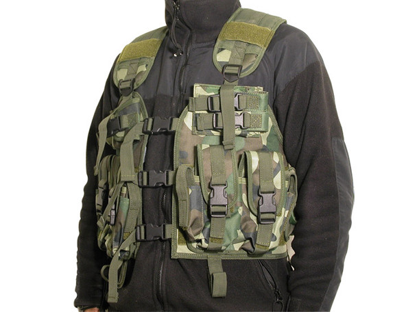 Swiss Arms CQB Tactical Vest in Camouflage