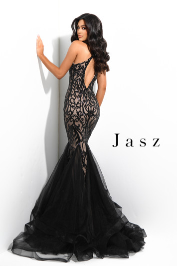 Jasz Couture 7304 prom dress