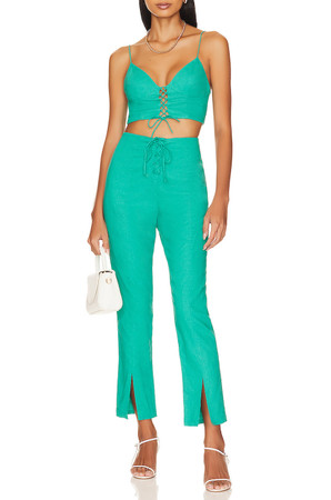 HIGH WAISTED WITH SLIT FRONT CROPPED PANTS BAN2301-0233