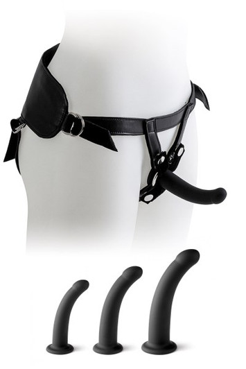 Virgite's universal harness strap-on kit - Sold with 3 dildos of different sizes: S, M and L