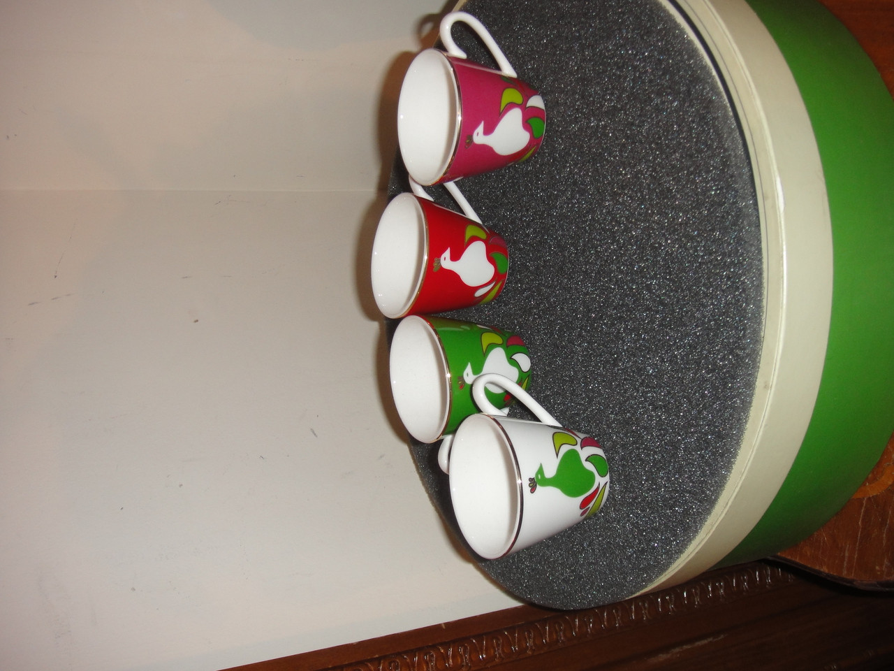 Kate Spade Festive Peacock Demitasse Cups And Saucers Set of 4