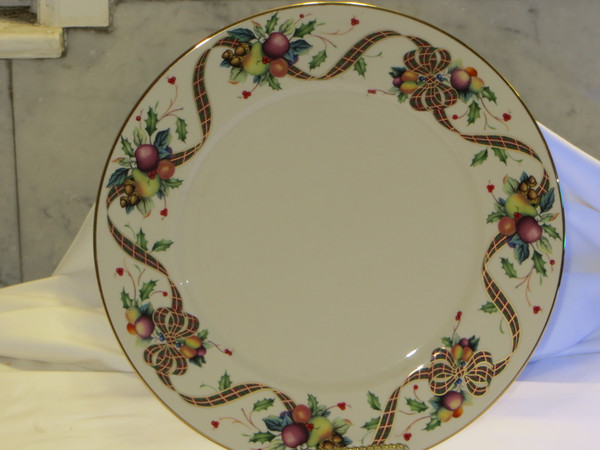  Lenox Holiday Tartan 12.0 inch Buffet Service Plate New 