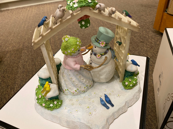 Lenox Winter White Wedding Snowman Sculpture By Lynn By Waters New in Box