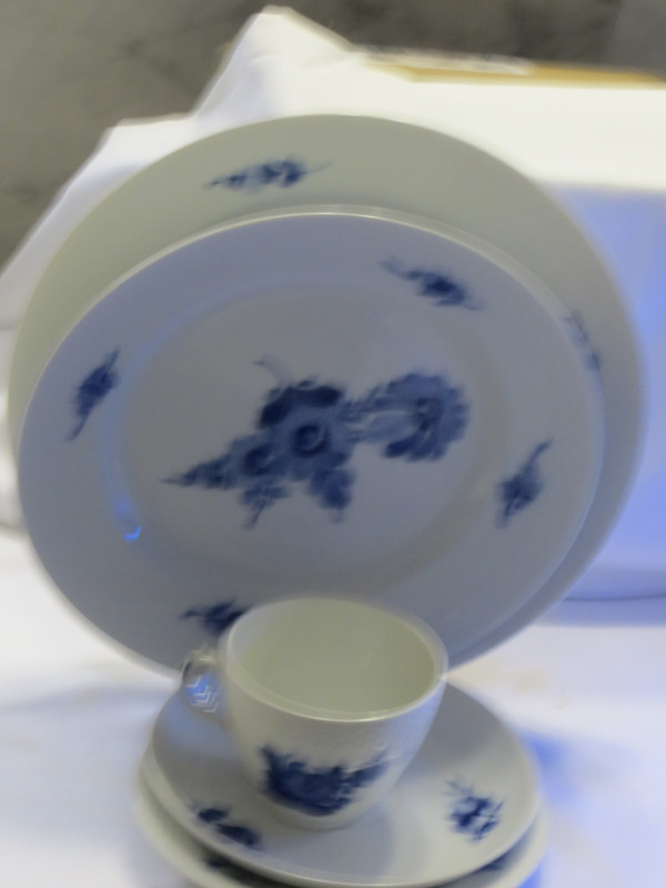 Royal Copenhagen  5P Dinner Set Porcelain Blue Flower Braided 