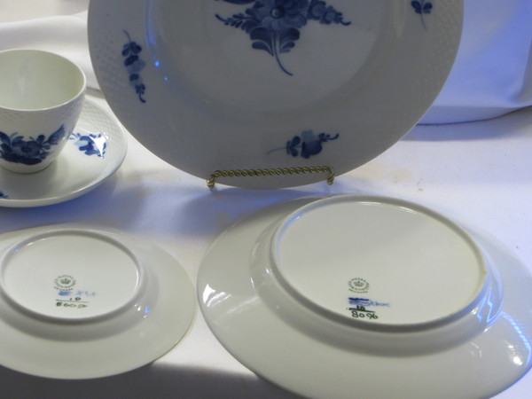 Royal Copenhagen  5P Dinner Set Porcelain Blue Flower Braided 