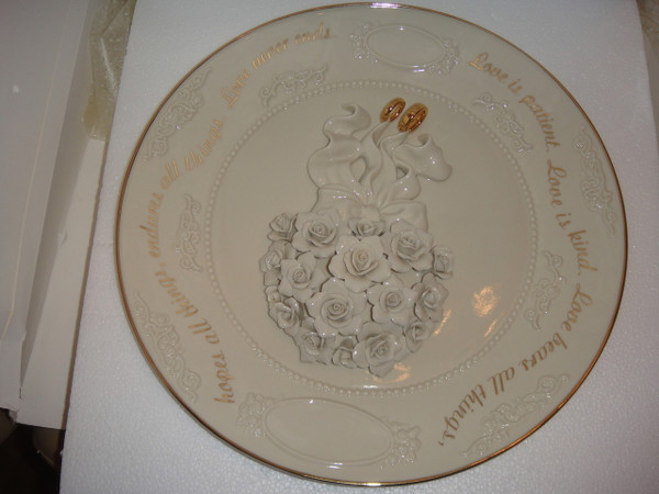 Lenox United In Love Personalized Wedding Display  Plate  New in Gift Box