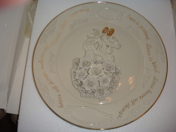 Lenox United In Love Personalized Wedding Display  Plate  New in Gift Box