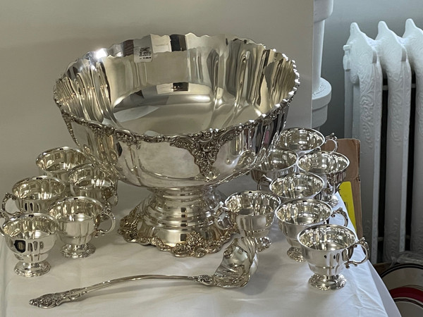 Grande Baroque by Wallace Silver Plate Large Punch Bowl Set 14 PC