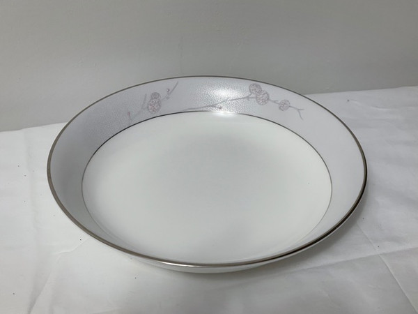 Waterford Chrysanthemum Fine China  8"  Pasta Bowl 