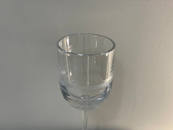 Calvin Klein Criss Cross Crystal Water Goblet 9IN