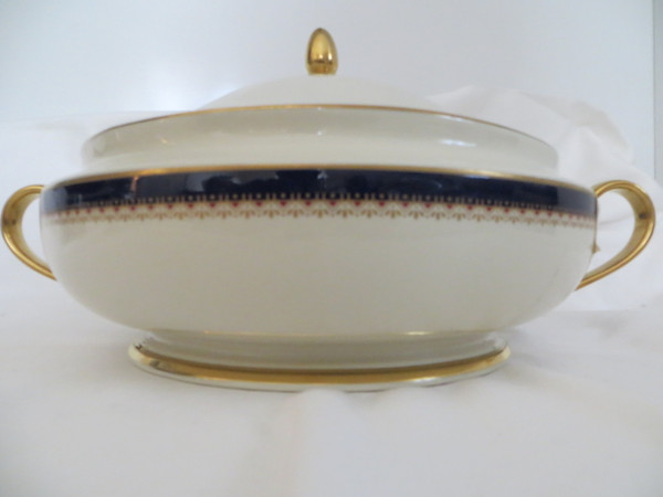 Lenox Jefferson Presidential Gold Covered Vegetable Bowl 