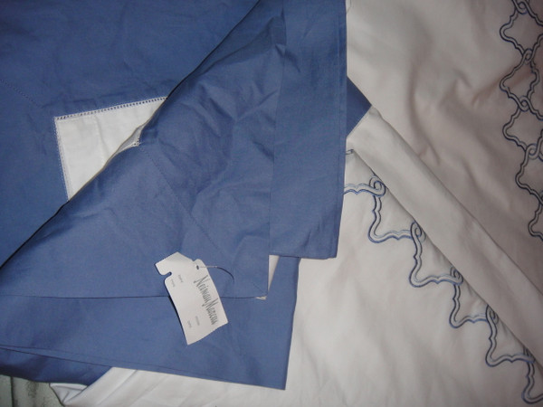 Sferra Quarto Queen Duvet Cover Set White Cornflower Blue