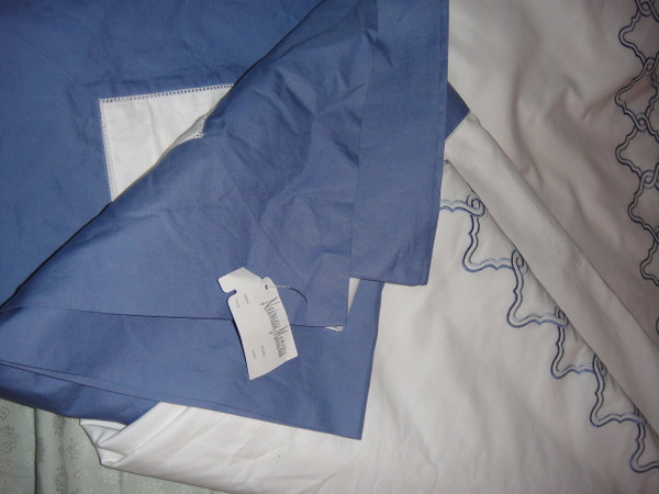 Sferra Quarto Queen Duvet Cover Set White Cornflower Blue