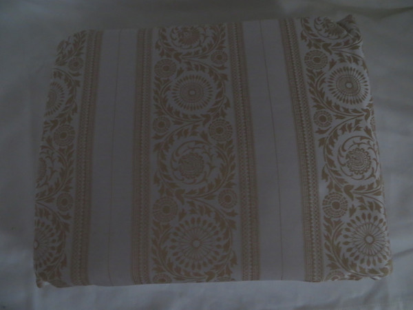 Sferra Lindsay Border King Duvet Cover Set White Mushroom