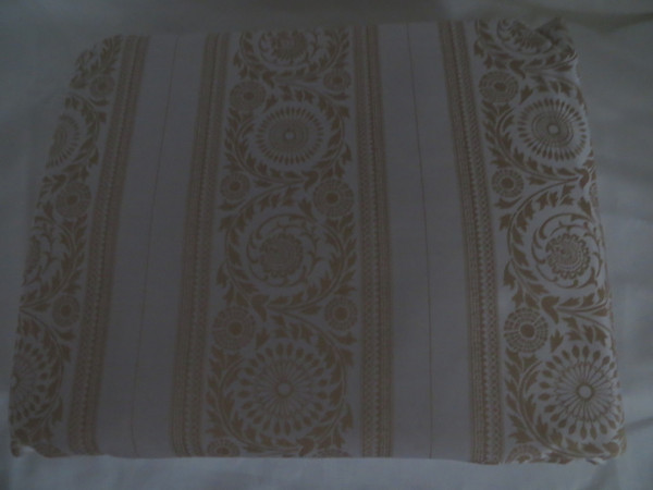 Sferra Lindsay Border King Duvet Cover Set White Mushroom