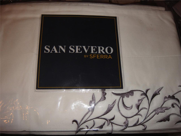 Sferra Mimi Queen Sheet Set Ivory Plum 4PC New 