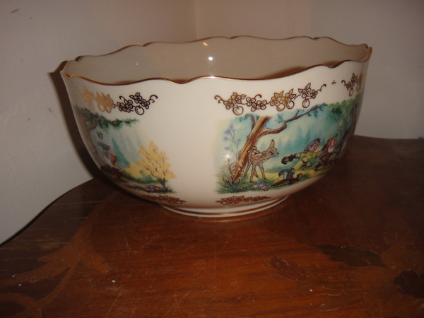 Disney's Snow White Limited Edition Anniversary Bowl By Lenox