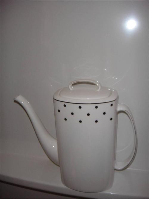 Lenox Kate Spade Larabee Road Platinum Dot Coffeepot Coffee Pot 