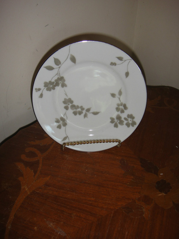 Sophia Floral Fine China by Ralph Lauren 5 Pc Place Setting
