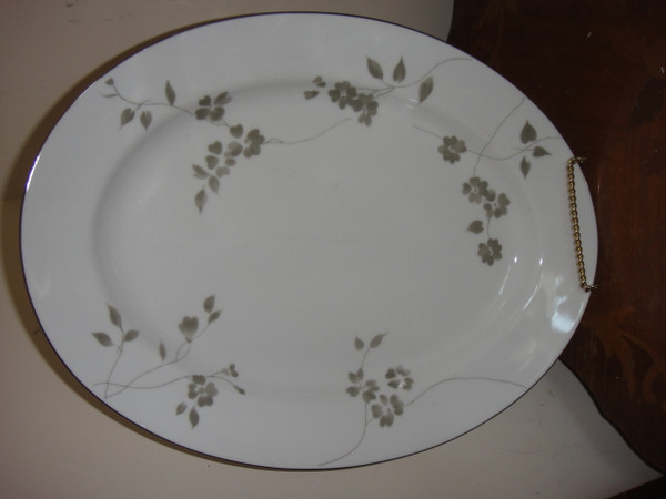 Ralph Lauren Sophia Floral 14 inch Platter 