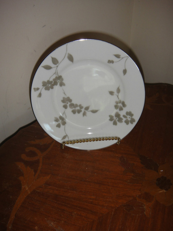 Ralph Lauren Sophia Floral Butter Plate 