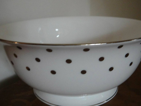 Lenox Kate Spade Larabee Road Platinum Dot Round serving Bowl