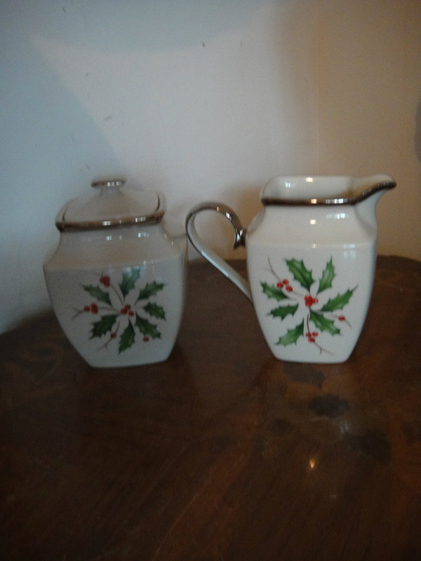Lenox Holiday Ivory with PLatinum Sugar Bowl And Creamer  