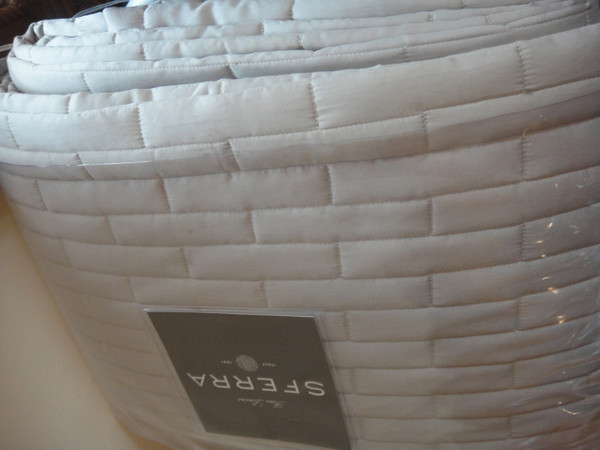 Sferra Sesto King Quilt Grey