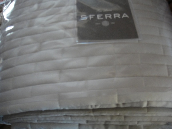 Sferra Sesto King Quilt Grey