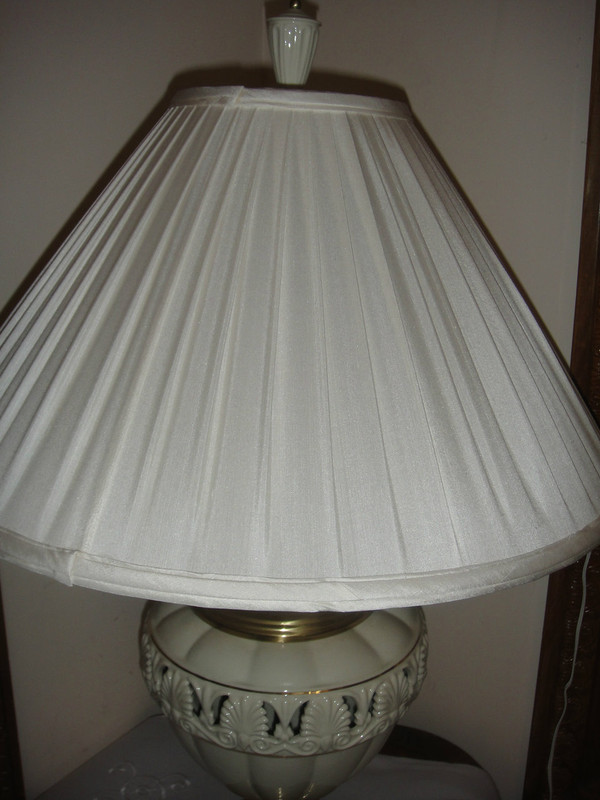 Lenox Quiozel Athenian Table Lamp Brass Finish New