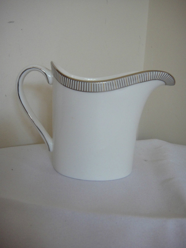 Wedgwood Proposal Creamer 