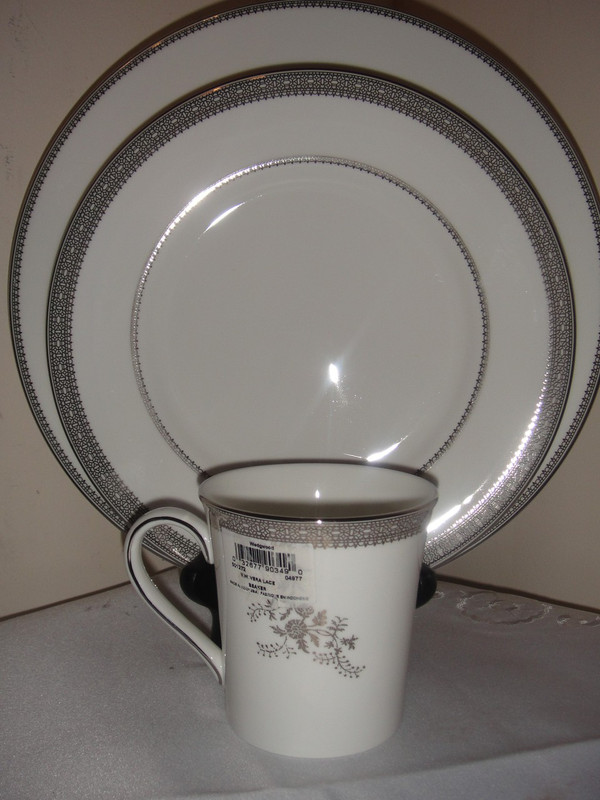 Wedgwood Vera Wang Vera Lace Dinnerware Set  