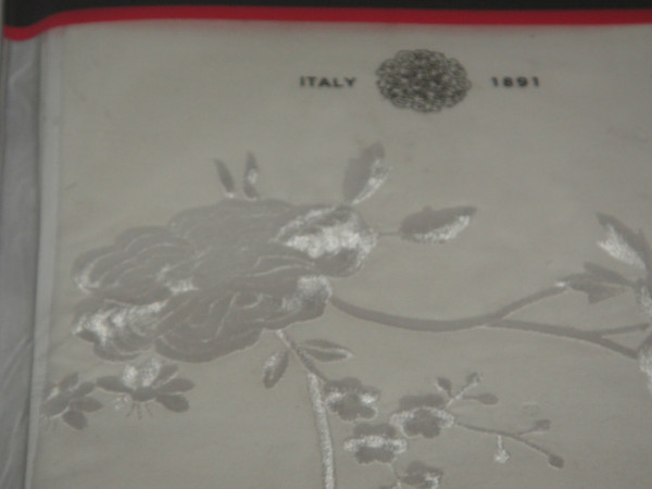 Sferra Rosina 3125 King Sham Ivory/White 