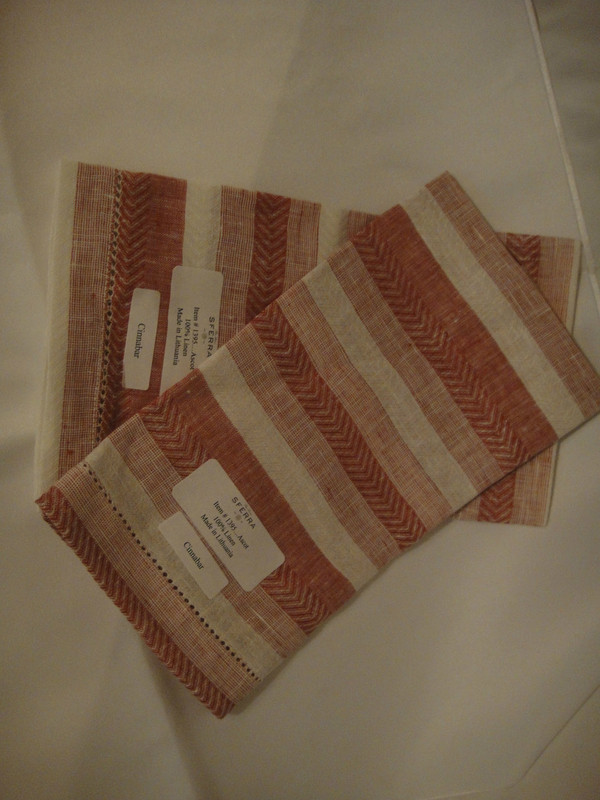 Ascot Set of Four Hemstitched Dinner Napkins by Sferra Cinnabar  New  