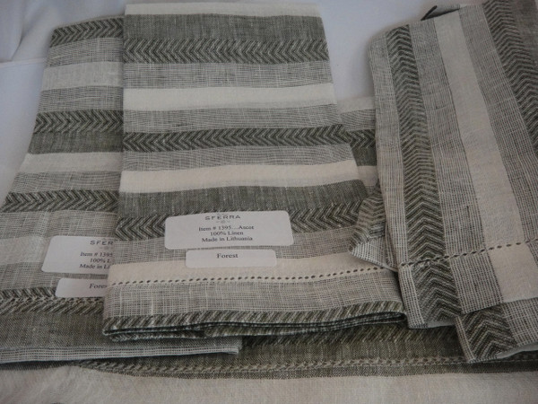 Ascot Set of Four Hemstitched Dinner Napkins by Sferra Forest New
