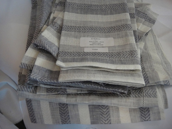 Ascot Set of Four Hemstitched Dinner Napkins by Sferra Violet New