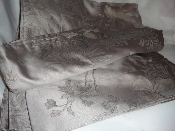 Sferra Tullia 3375 King Duvet Cover Wisteria