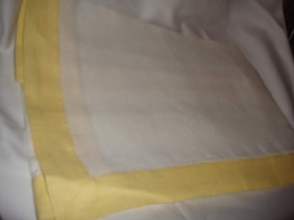 Sferra Filetto White Canary Color Block Linen Table Runner New 15 X 90 