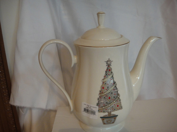 Lenox Jeweled Christmas Tree Coffeepot Eternal New 